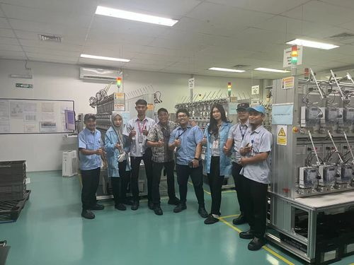Berita perusahaan terbaru tentang GENY Electric memperkuat kemitraan dengan EDMI, berhasil mengoperasikan sistem kalibrasi meter energi tiga fase di PT. VS di Indonesia