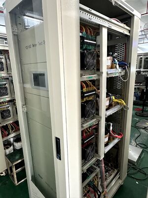 Harga yang bagus YCS-103 Sumber daya standar tiga fase dengan distorsi rendah 0,3% untuk kalibrasi meter on line